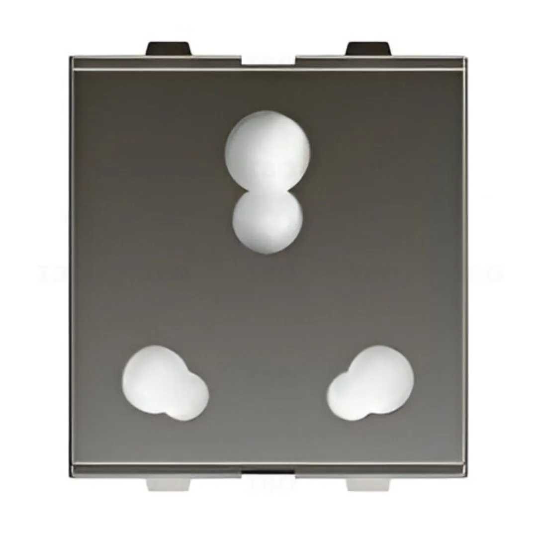 Xinolite 5pin  Socket 6A./16A. (Black)